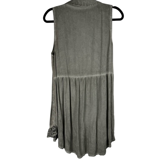 Umgee Sleeveless Button Down Dress Lace Ruffle Trim Gray Mineral Wash Size M - Picture 2 of 9